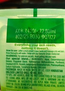 Simple Refreshing Facial Wash