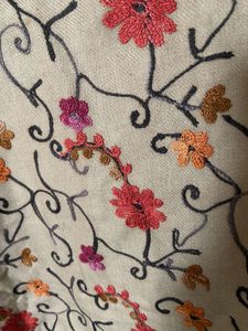 Embroidered Floral Shawl (new)
