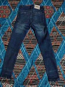 Stylish Dark Wash Jeans