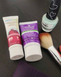 Skincare Products🌷With a Free Gift 💕