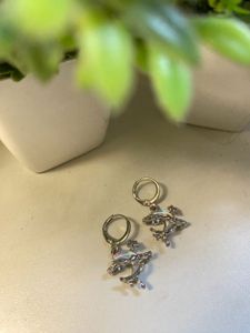 Melting moon earring