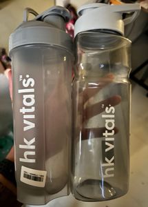 2 HK Vitals protein shakers 💪🏻