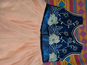 Girl&#39;s Party Dress