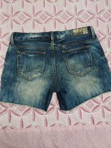 Dazzled Top And Denim Shorts Combo
