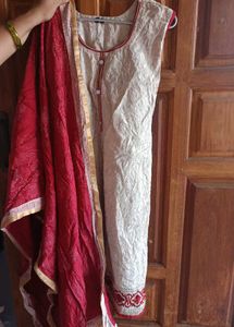 Elegant Kurta With Beautiful Dupatta