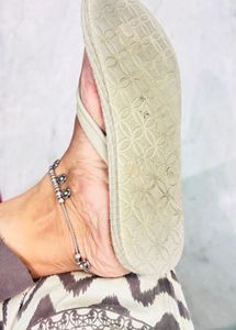 ladies footwear