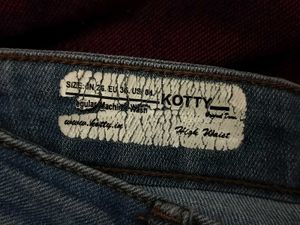 KOTTY Women Regular High Rise Blue Jeans