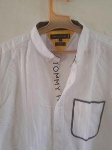 Tommy&#39;s White Buttondown