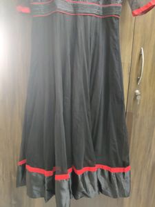 Excellent Black Gown