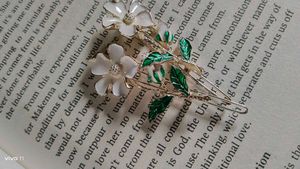 floral hair clip
