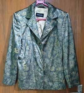 Stylish Patterned Blazer