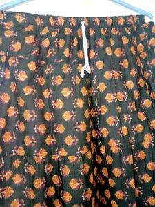 NEW Women&#39;s Orange Flared Skirt