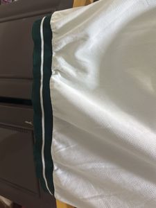 LA Graphic V-Neck Sweatshirt