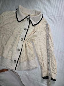 Cute Knit Cardigan size M