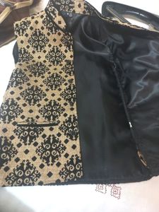 Vase Coat