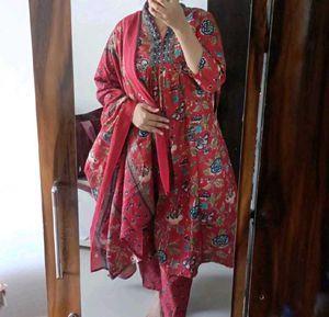 Red Floral Print Kurta with Dupatta