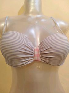 Size S/M🎁Buy 2 Get 1 Free🎁Striped Bikini Top