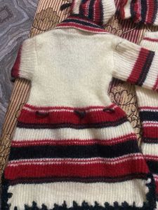 Cute Knitted Baby Outfit