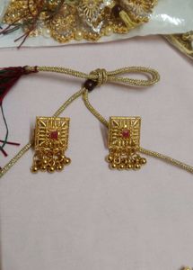 Gold Tone Indian Jewelry Set