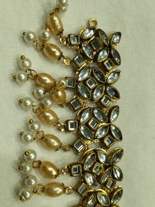 Beautiful Kundan Set With Earrings And Tikka