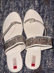 Royal Collection White Flats