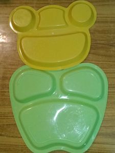 🆕NEW Mickey &amp; Apple Plates (Set of 2) Combo