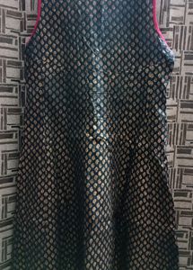 Srishti Black Sleeveless Women&#39;s Kurti, Size XXL