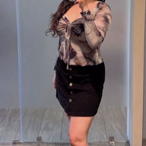 Abstract Print Tie-Front Top