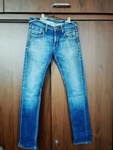 Stylish Blue Denim Jeans