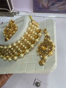 Gorgeous Gold Plated Jewelry Set
