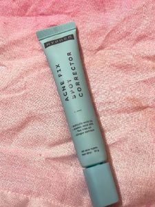 Hyphen Acne Fix Spot Corrector