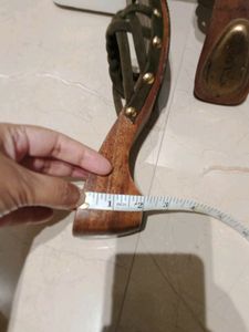 Wooden sandal With Green Velvet design