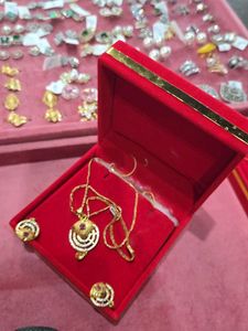 2K Gold Polish Pendant Set With Chain