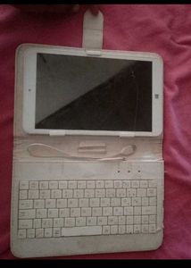 BSNL Tablet with Keyboard Case