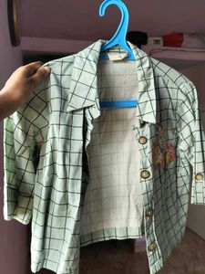 Women Check print Button Down Shirt