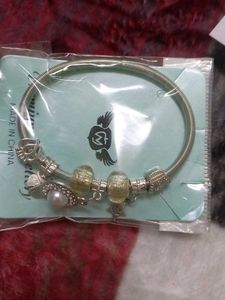 Charm Bracelet with Pearl Accent