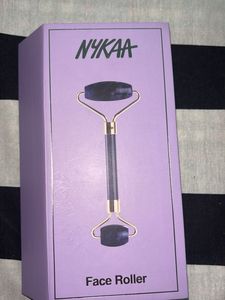 Nykaa Face Roller