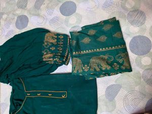 Smart Elephant Printed Green Pant Suit In Xl Size