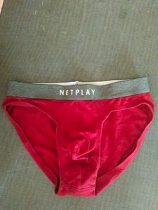 M size used Netplay Brief