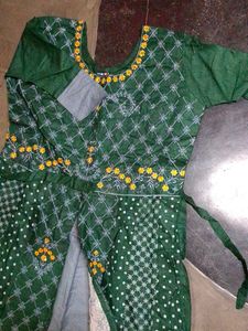 Elegant Green pretty dress