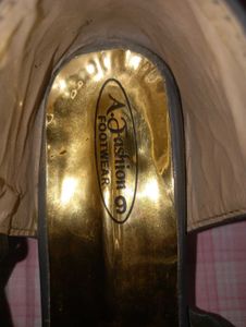 Women&#39;s Black Heel