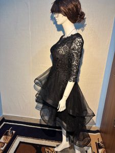 Elegant Black Lace Party Dress