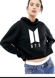 BTS CROP HODDIE