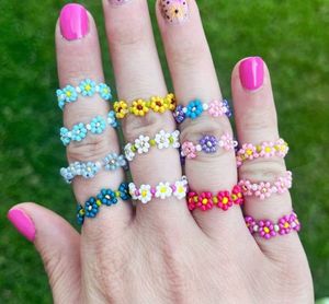 Daisy Beaded Rings - Set of 5