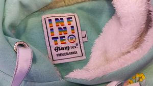 Cute Mint Green Hoodie size 40,44   l, xxl