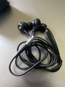 Samsung Akg Original With Bill Under Warranty