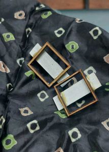 set of 4 earrings