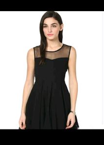 Chic Black Dress🖤