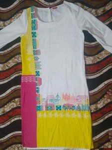 White Kurti