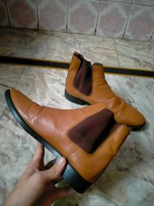 Leather Chelsea Boots for Sale